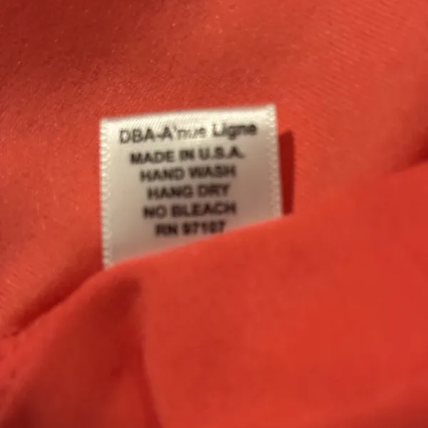 A'NUE classic orange tank top. Size‎ medium. - Image 6