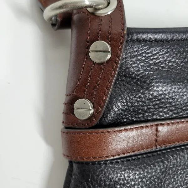 Vintage B Makowsky Pebbled Leather Crossbody Womens Black Bridle Buckle Logo - Image 5