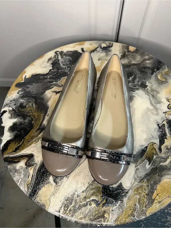 Naturalizer Metallic Pewter Cap Toe Ballet Flats - Image 2