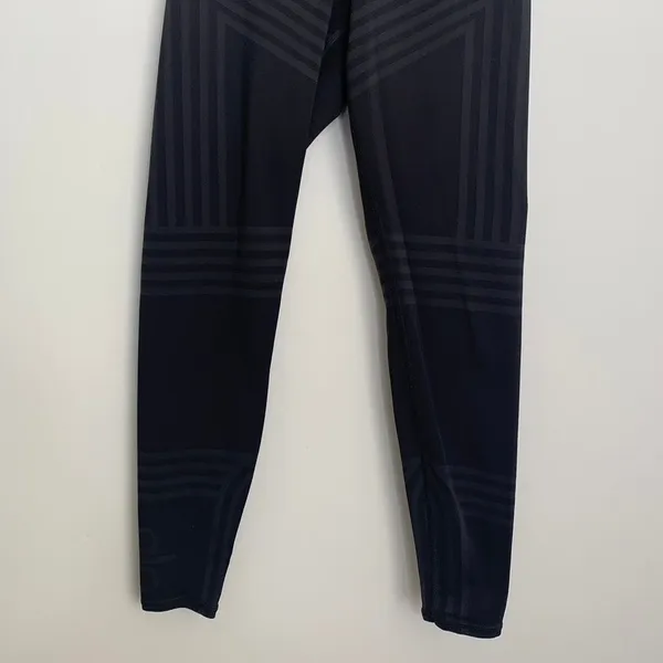 Alo Leggings Grey Black Womens High Rise XS - Image 10