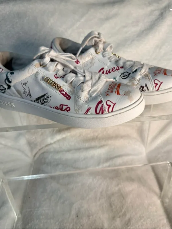 GUESS White Sneakers with Multicolor Graffiti Accents women - Image 4