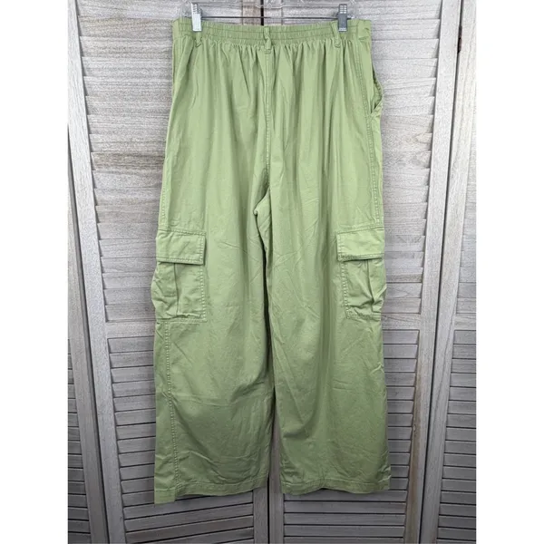 WILD FABLE Women's Wide Leg Pull On Utility/Cargo Pants Light Green-Large - Image 2