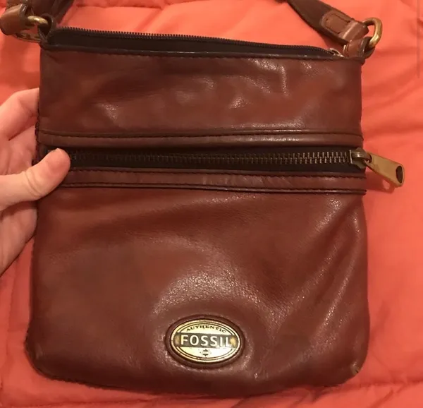 Fossil Authentic  Cross-Body - Image 2