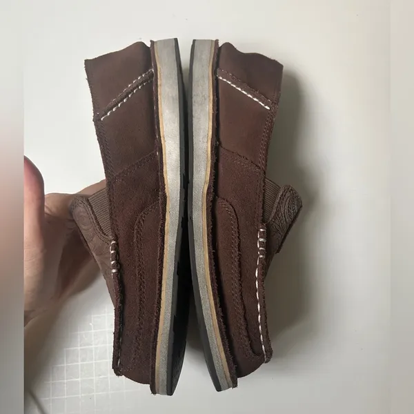 Ariat cruiser slip-on shoes in brown floral embossed - Image 2