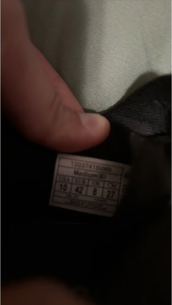 Brooks Shoes - Image 3