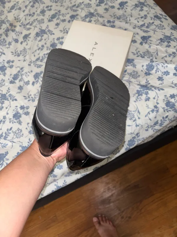 Alex Marie Black Patent Loafers with Silver Chain Trim size 8 - Image 4