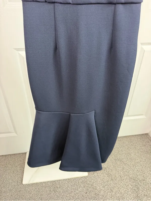 Sportmax Navy V-Neck Mermaid Midi Dress Built-In Shapewear - Image 4