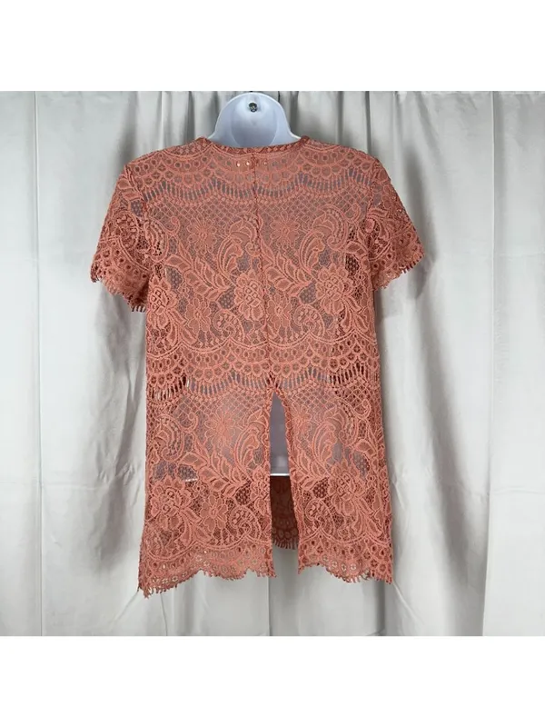 Maurices Womens M Lace Overlay Blouse Rust Short Sleeve Floral Back Slit Nylon - Image 2
