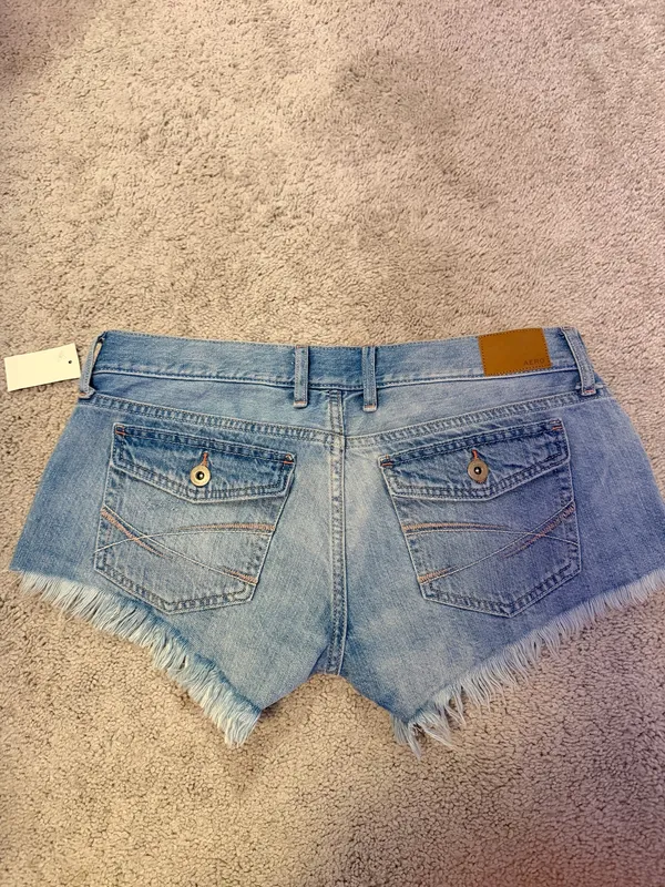 Aeropostale micro shorts  - Image 2