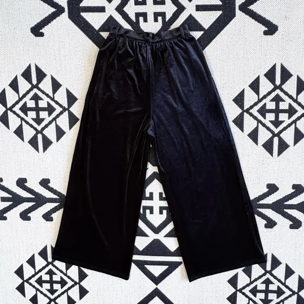 Cider Velvet Mid Waist Pocket Wide Leg Trousers with Belt Black XS - Image 9