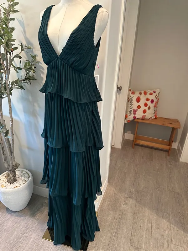 Lulus Emerald Green Tiered Pleated Gown New! - Image 11