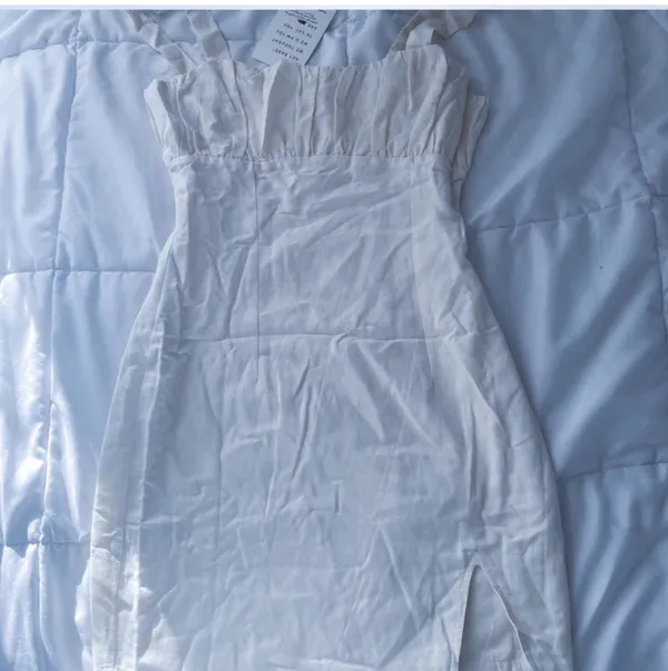Peppermayo white linen mini dress new with tags 🤍 day in Versailles - Image 3