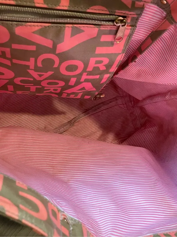 Victoria's Secret Pink and Tan Logo-Print Tote - Image 4