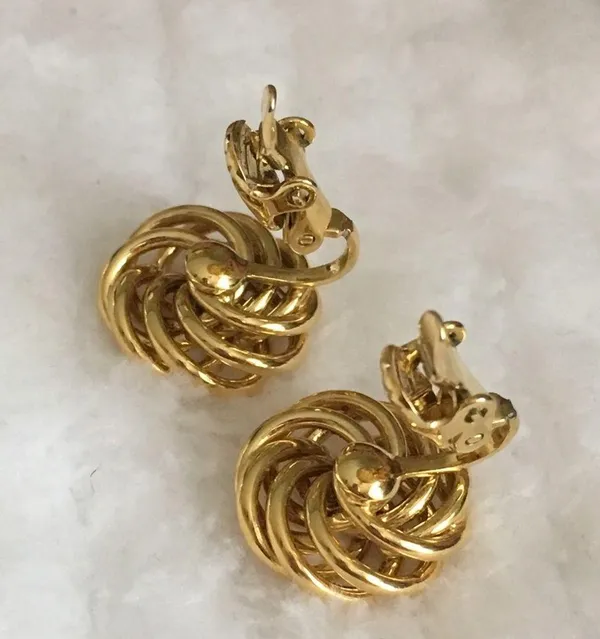 🌈3/$10 Cute Knot Gold Tone Clip-On Earrings - Image 6
