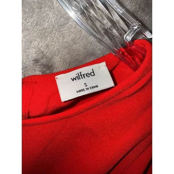 Wilfred Aritzia High Neck V-neck Back Red Romper Size Small Pockets #784 - Image 5