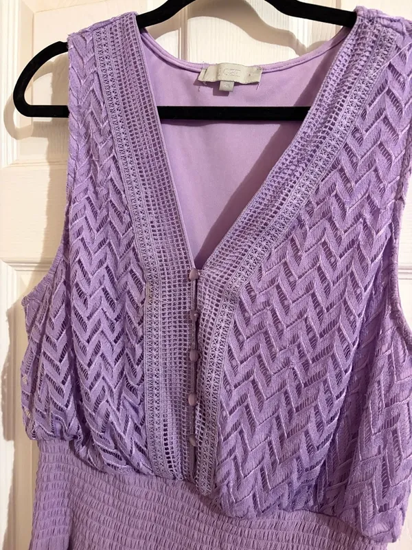 J Gee Lilac Tiered Midi Dress with Crochet Detail and Smocked Waist Size 2X HOM - Image 2