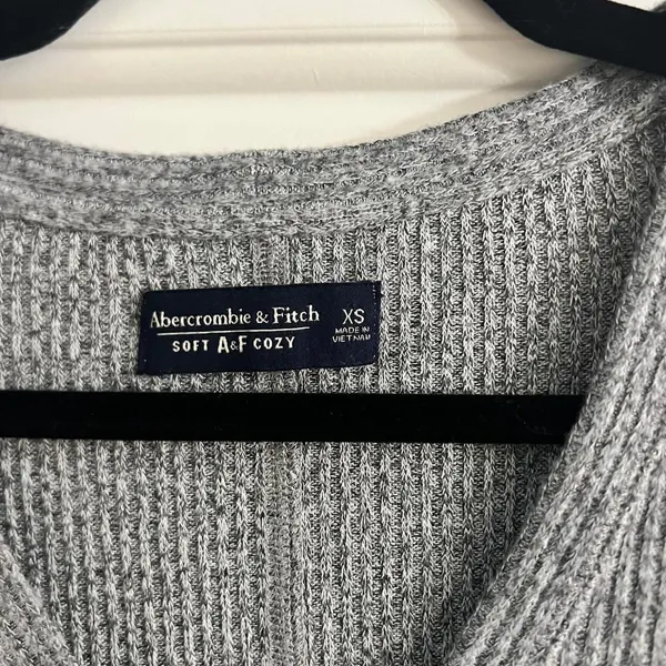 Abercrombie & Fitch Womens XS Heather Gray Ribbed V-Neck Tie Front Sweater - Image 2