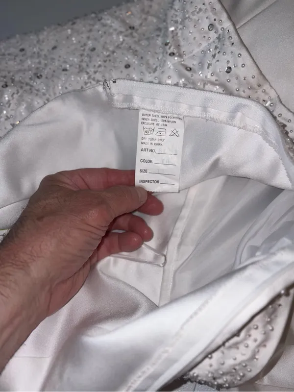 Beautiful Vintage 90s White Satin Wedding Gown - Image 7