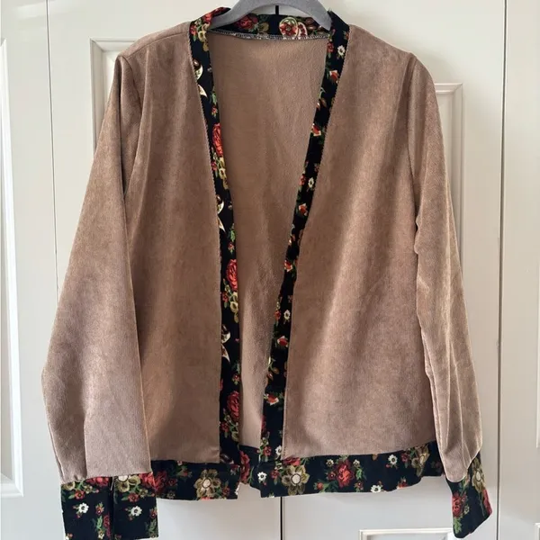 Floral Trim Tan Cardigan - Image 2