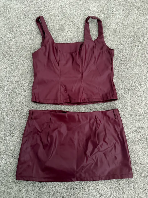 Red Leather Set - Image 2