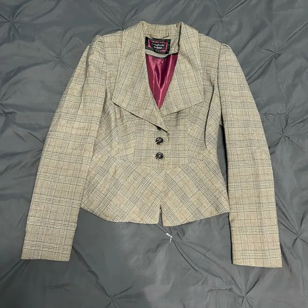 Atmosphere Beautiful plaid blazer/ suit jacket - Image 2