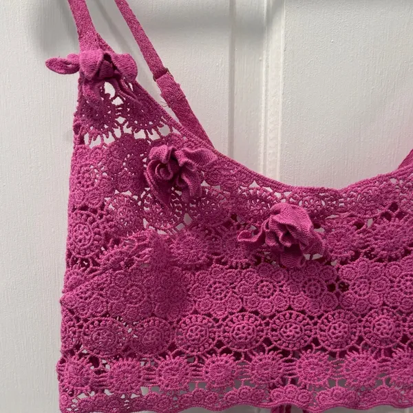 Intimately by Free People Crochet Bralette Fiji Flower Pink Rose Size Medium NWT - Image 7