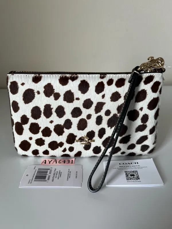 Coach Ashton Wristlet In Haircalf - Image 2