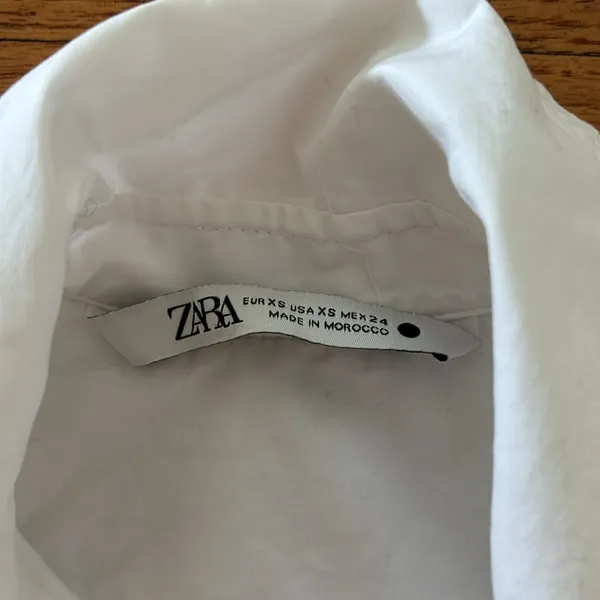 Zara Cropped Button Up - Image 2