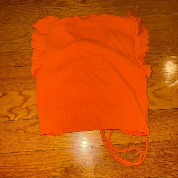 🍎Zara Bright Orange Ribbed Crop Top - Image 3