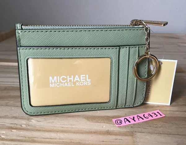 Cardholder - Image 2