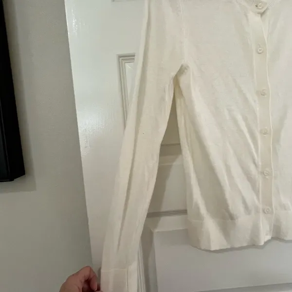 LOFT Women's Ivory Button-Up Cardigan Lightweight Angora Blend Sz M - Image 4