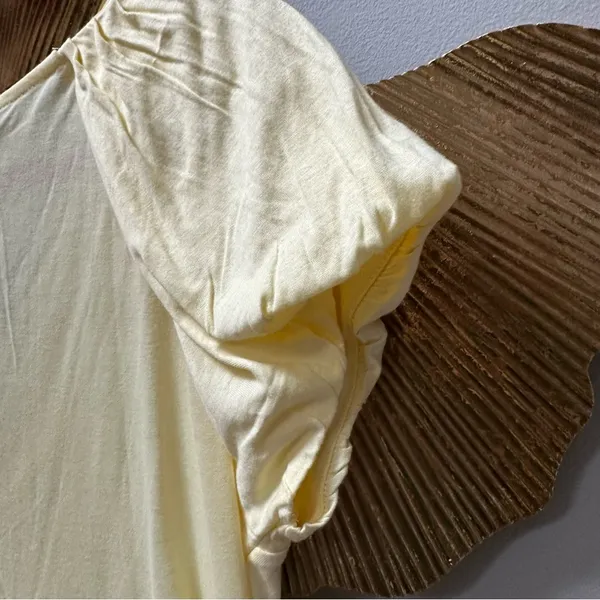 New Banana Republic Cowl Neck Top Blouse Light Yellow Med Tshirt Ruffled Sleeve - Image 6