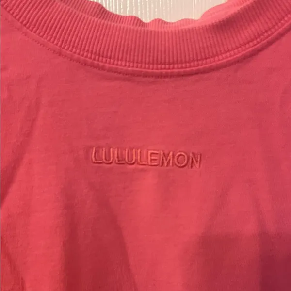 Lululemon Relaxed-Fit Cotton Jersey T-Shirt *Graphic. PTP 22”. M/L - Image 4