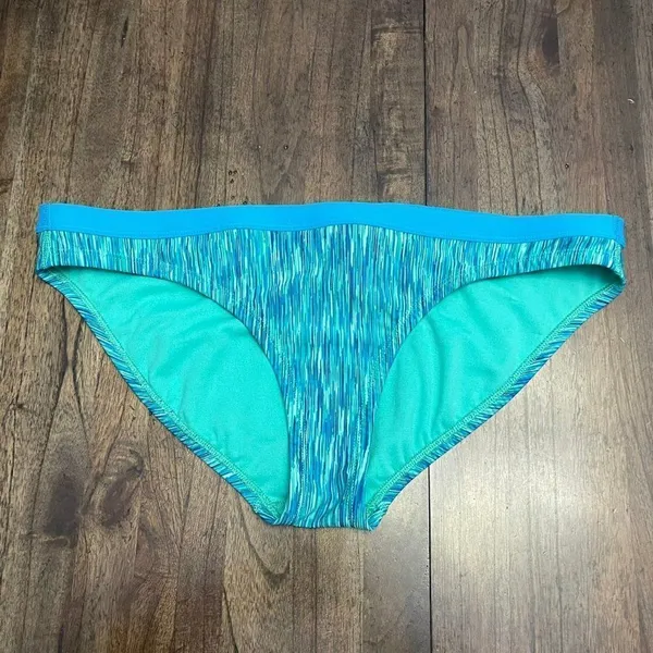 Nike | Bikini Bottom  - Image 2