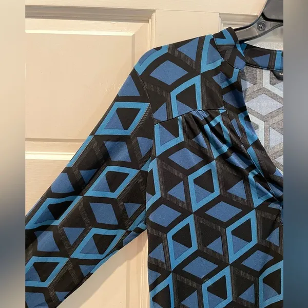 Banana Republic Abstract Print V-Neck‎ Long Sleeve Dress Black Blue Size Medium - Image 5