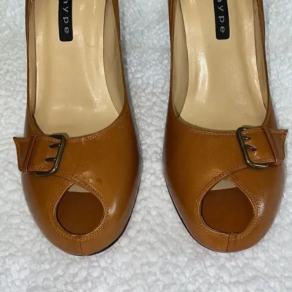 Hype Women’s Pumps(Size 10) Tan - Image 8