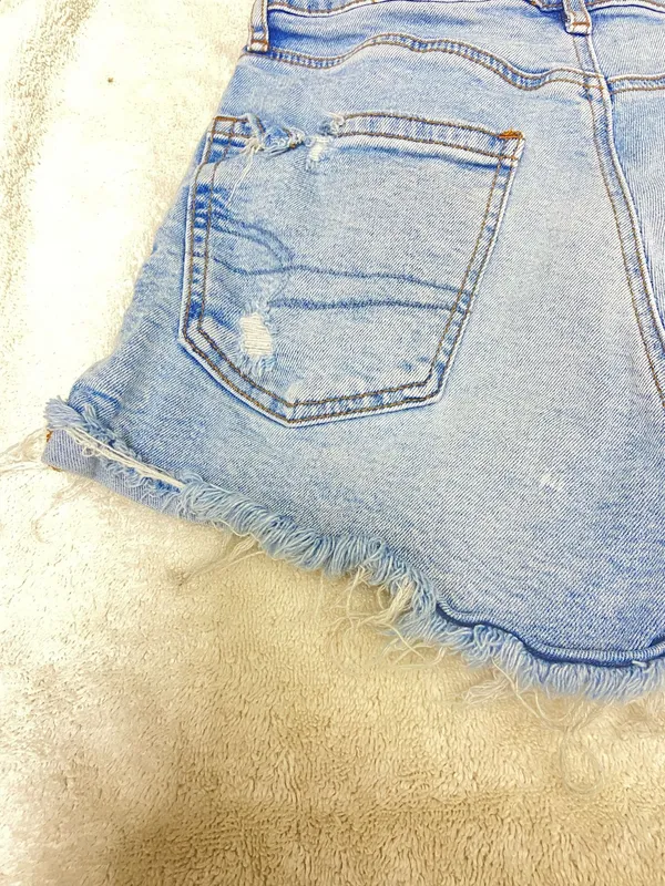 American Eagle Outfitters blue denim shorts #americaneagle #denim - Image 8