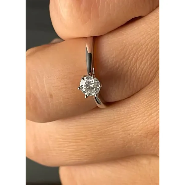 Boutique 1ct Solitaire Platinum Simulated Diamond Engagement Wedding Ring,‎ Size 6 NEW - Image 16