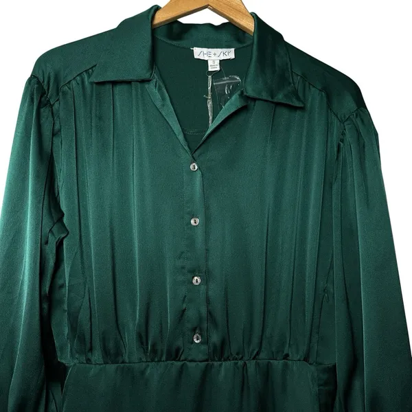 She + Sky‎ Donna Satin Mini Dress Emerald Green Collared Long Sleeve NWT Size S - Image 4