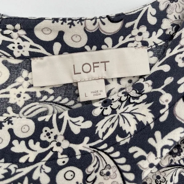 LOFT Blouse Women L Navy Blue White Floral Paisley Long Sleeve Keyhole Back - Image 3