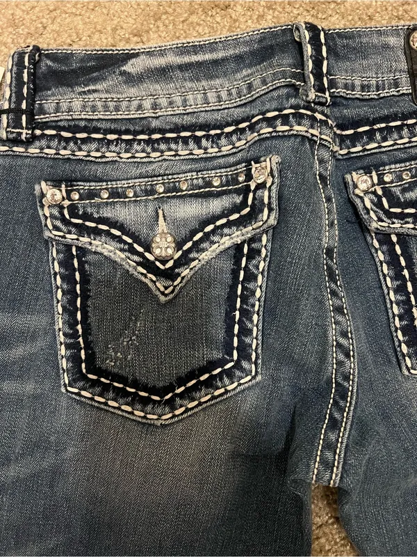 Miss Me jeans Y2k low rise boot cut NWT saddle stitching‎ gemstones 31 RARE - Image 11