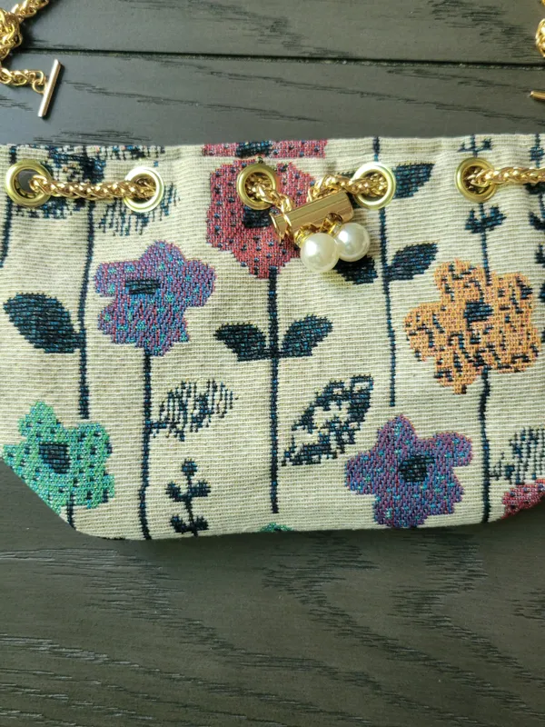 Floral embroidered mini bucket crossbody bag with a gold chain strap Purse - Image 2