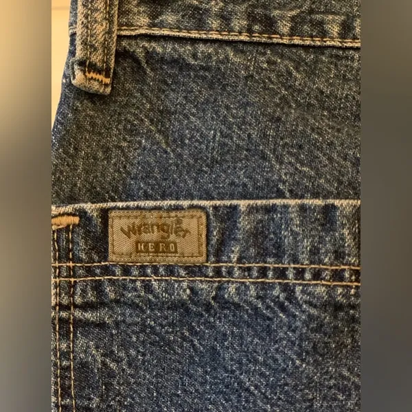 Wrangler Women’s Relaxed Fit Blue Cargo Jeans - Gorpcore Hiking Wide Leg Size-0 - Image 2