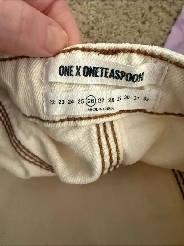 One Teaspoon Milk beauty High Waist Bonita Denim shorts size 26 - Image 3