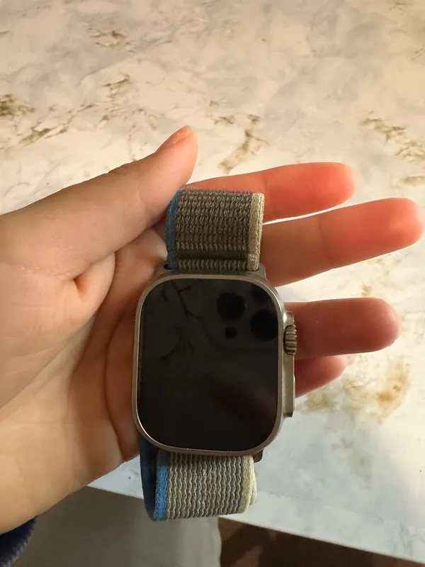 Apple Watch Ultra First gen  - Image 5