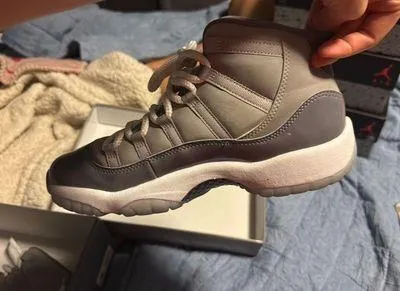 Jordan 11 Retro Cool Grey 2021 GS - Image 3