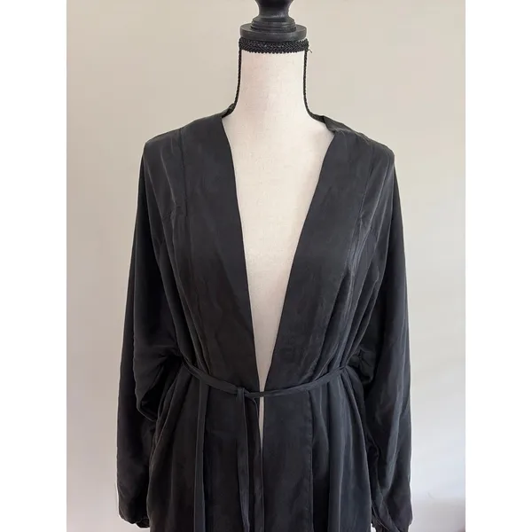 Lunya Black Washable Silk Long Sleeve Belted Lounge Robe Size XS/SM - Image 2