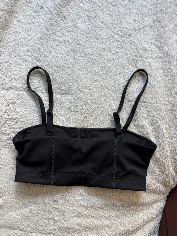 Black Gymshark Sports Bra - Image 2