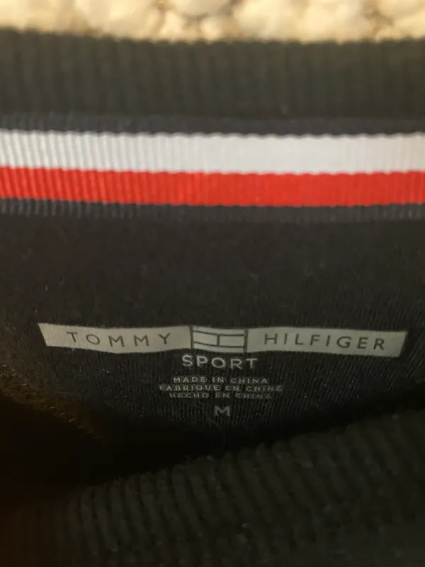 Tommy Hilfiger Sweatshirt - Image 2