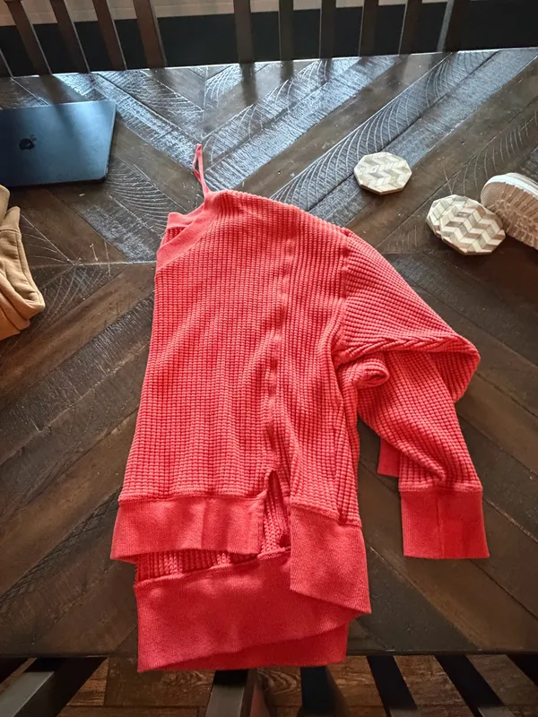 American Eagle Sweatshirt - Image 4